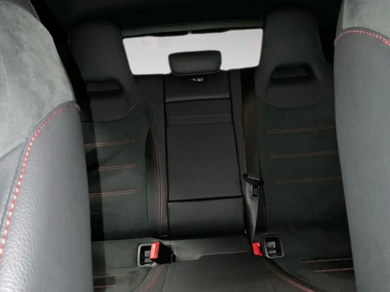 Mercedes-Benz A 200 AMG Style AUT Kam. KlimaA LED LM PDC SHZ — معرض صور السيارة 14