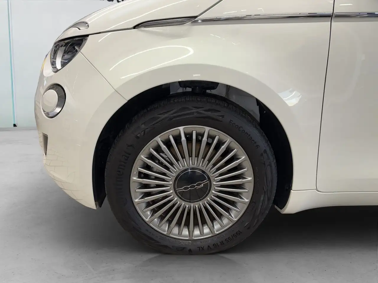 Fiat 500e Cabrio — Galería del vehículo 7
