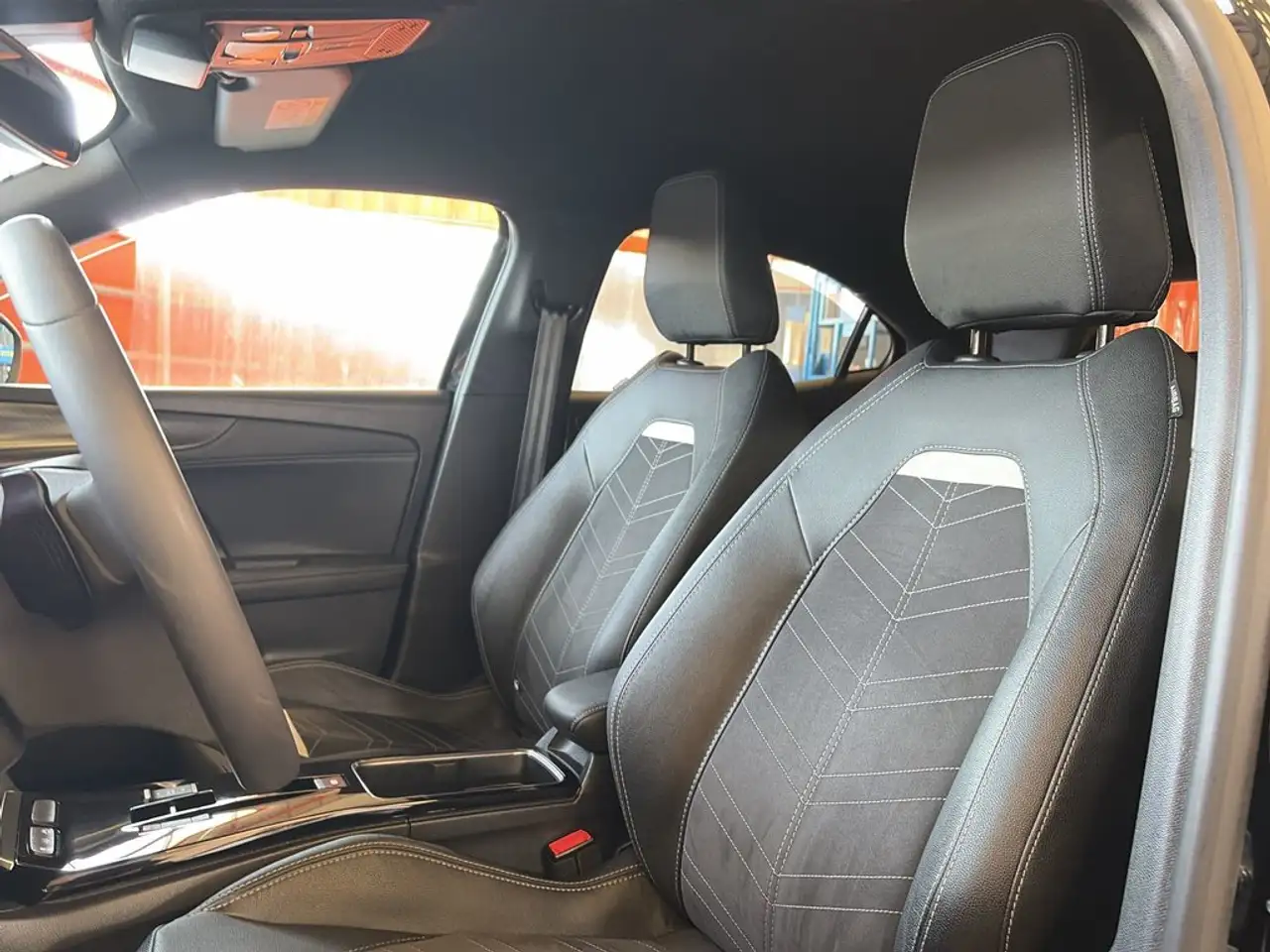 Opel Mokka 1.2T S&S Ultimate 130 AT8 — Vehicle gallery 8