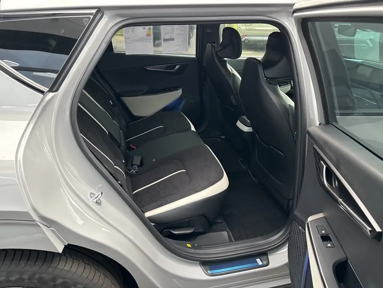 Kia EV6 PE GT-LINE 84kWh AWD WP ASS+ SOUND DESIGN TECHN — معرض صور السيارة 17
