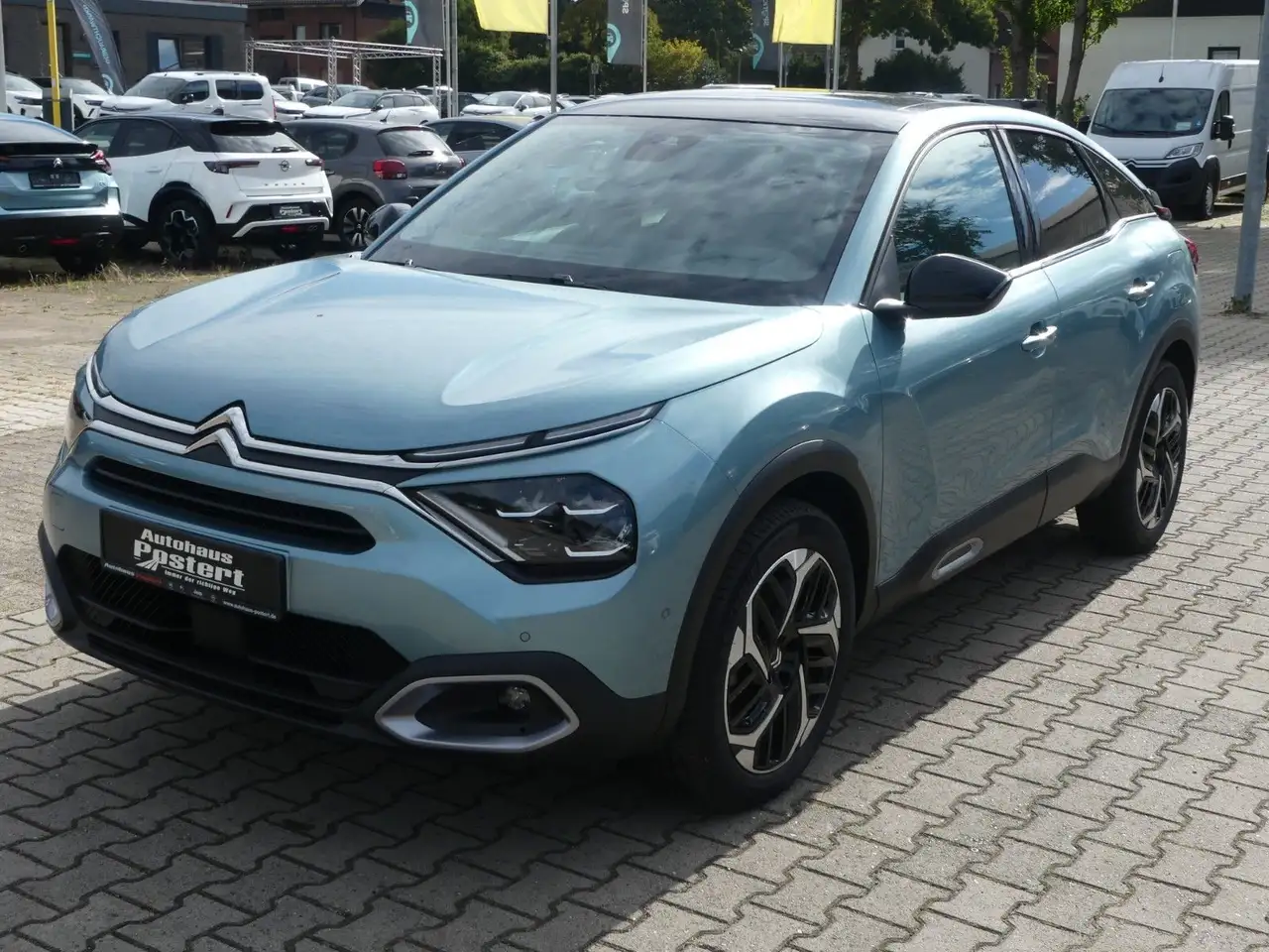 Citroen C4 PureTech 130 S&S EAT8 Shine — Oberhausen