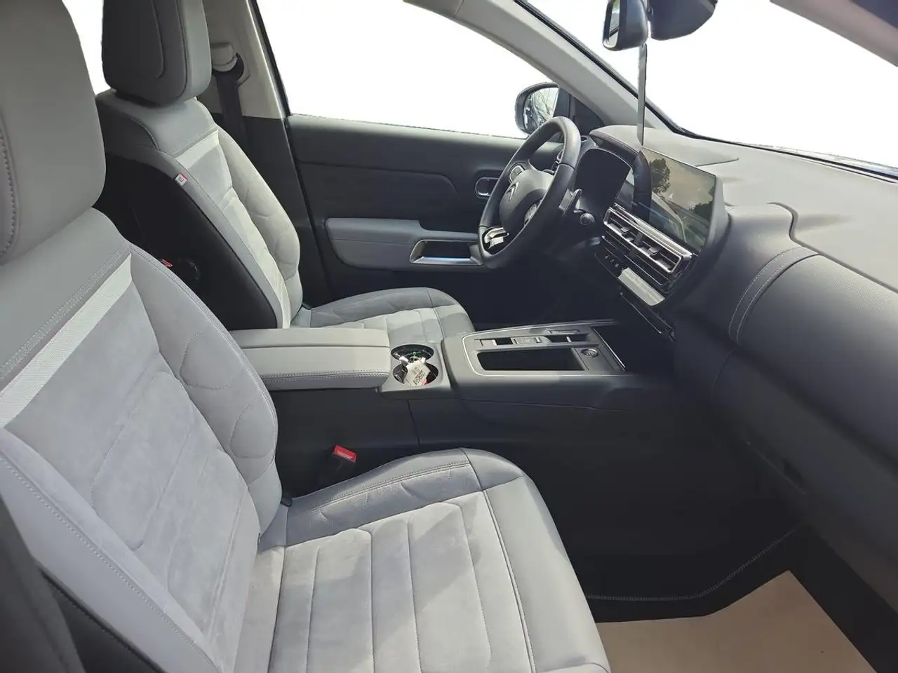 Citroen C5 Aircross ë-Series — Galería del vehículo 16