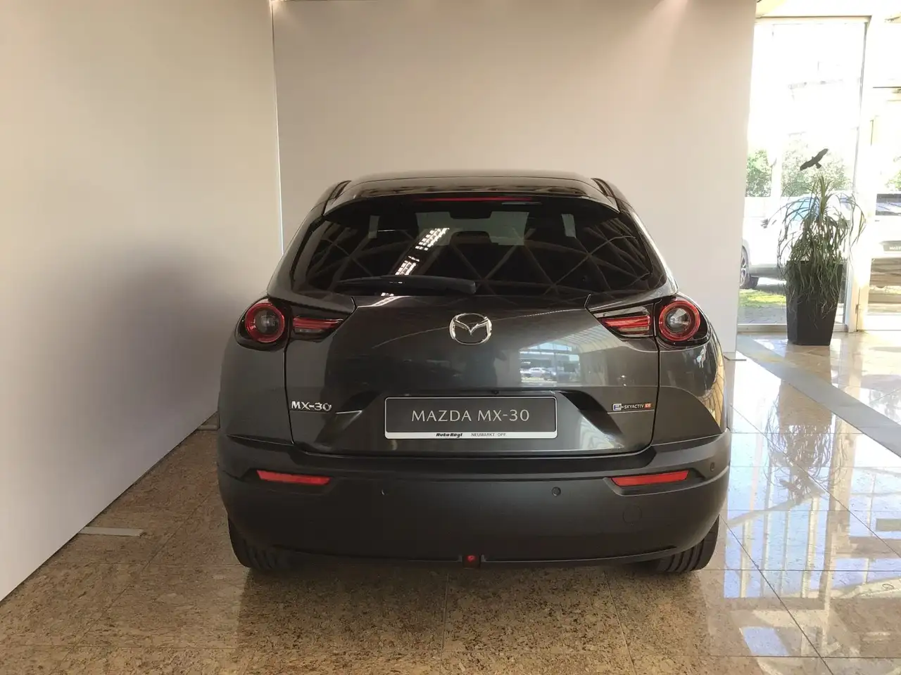 Mazda MX-30 MX-30 e-SKYACTIV Ad'vantage R-EV (EURO 6d) Navi — معرض صور السيارة 5