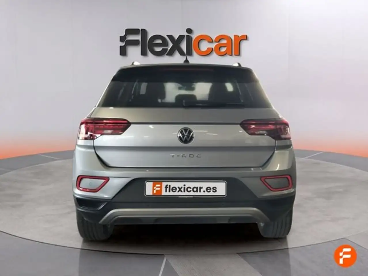Volkswagen T-Roc 2.0TDI Life 85kW — معرض صور السيارة 8