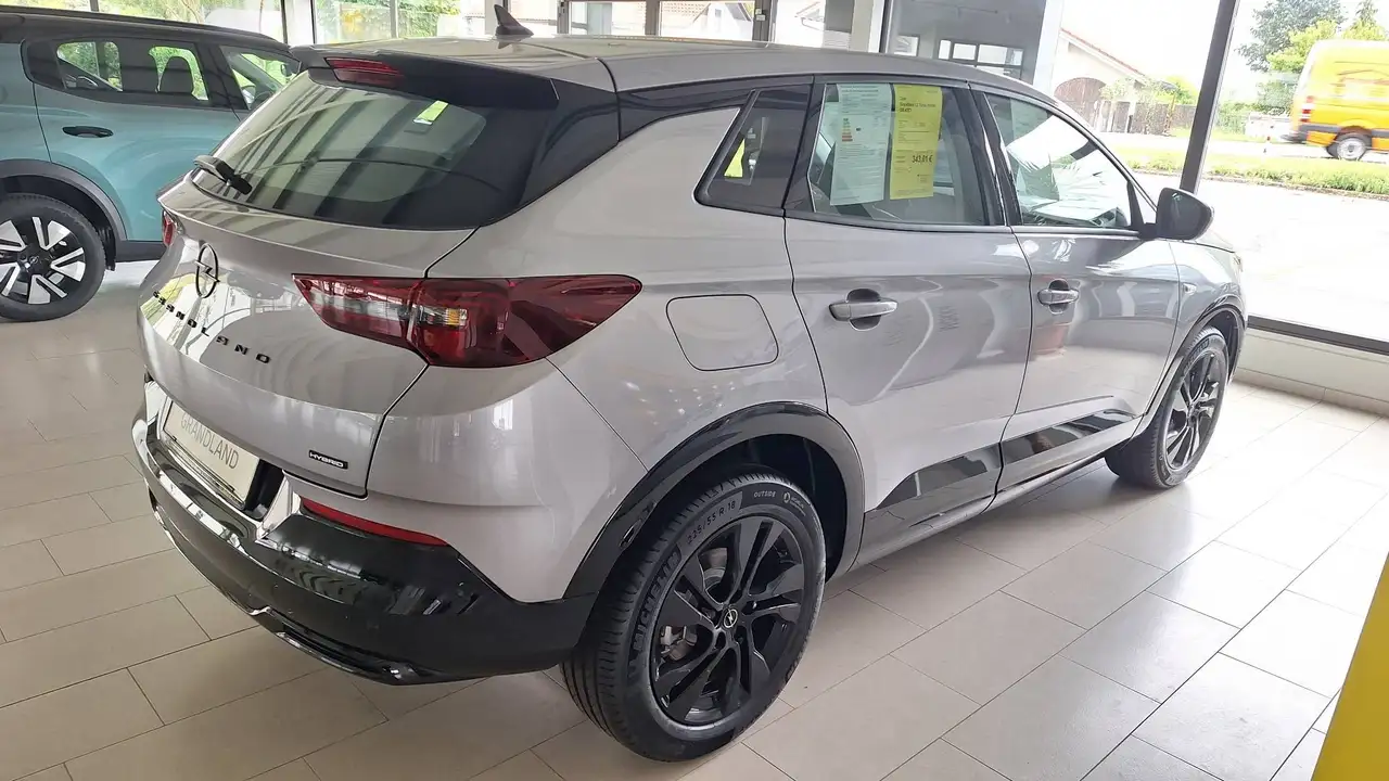 Opel Grandland Grandland 1.2 DI Hybrid Automatik GS — Galerie du véhicule 2