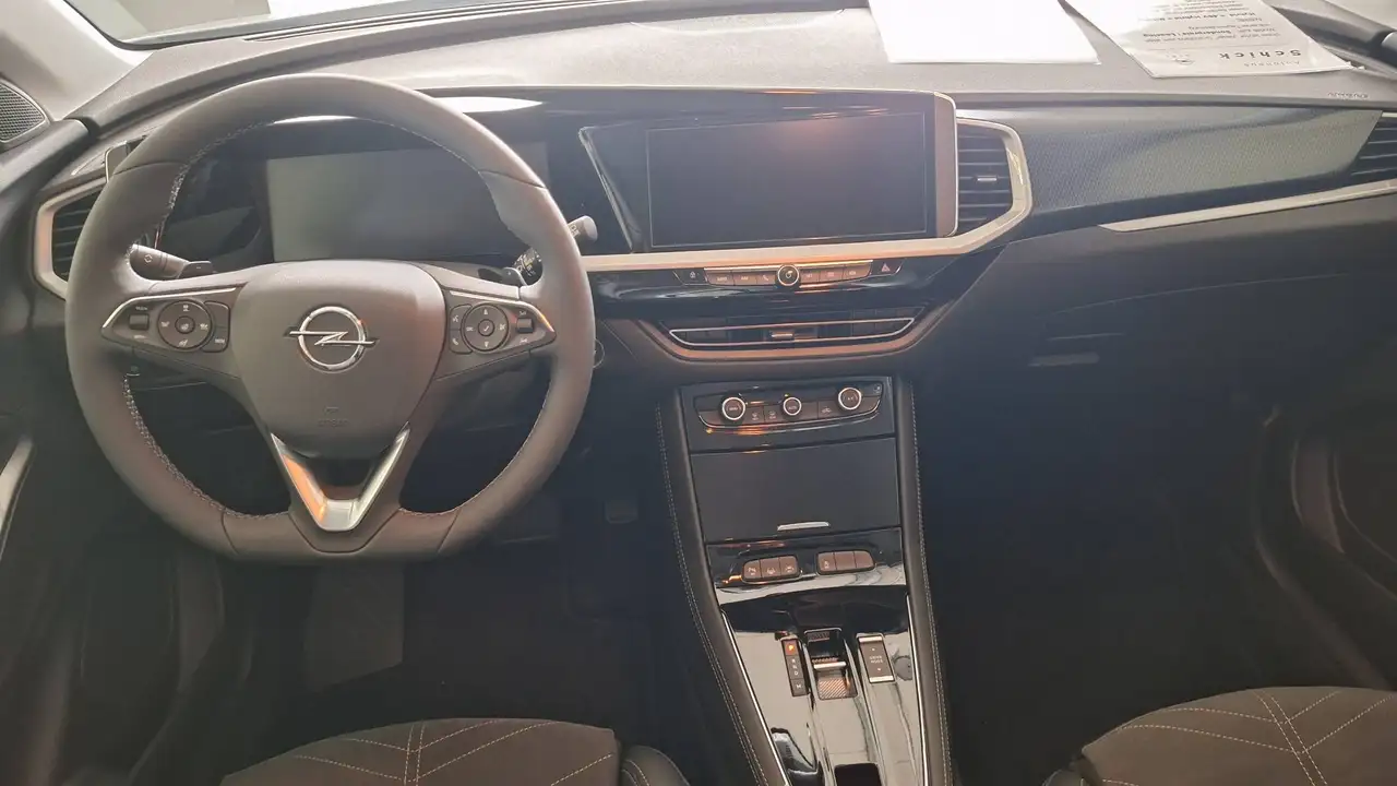 Opel Grandland Grandland 1.2 DI Hybrid Automatik GS — Galerie du véhicule 6
