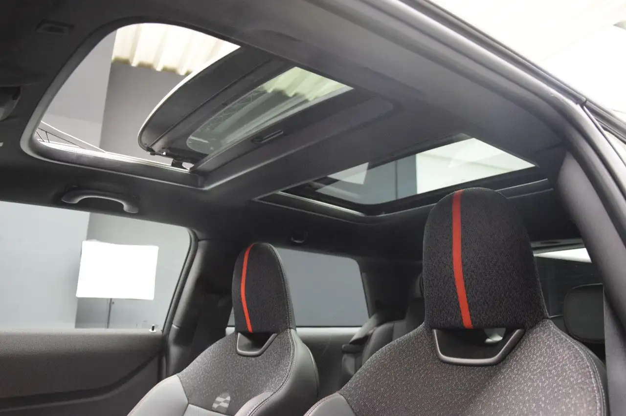 MINI Cooper C John Cooper Works Trim HuD Pano 18 Zoll — معرض صور السيارة 13