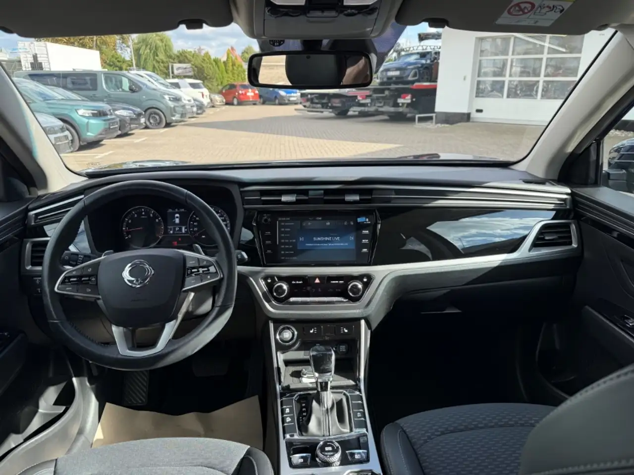 KGM Korando Quartz 4x2 1.5 T-GDI AT SHZ LHZ Kamera — Galería del vehículo 7