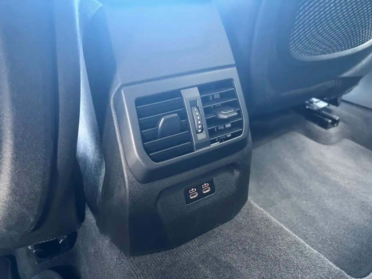 BMW 116 iA Limousine Navi Digitales Cockpit LED Sperrdiff. — Galerie du véhicule 16