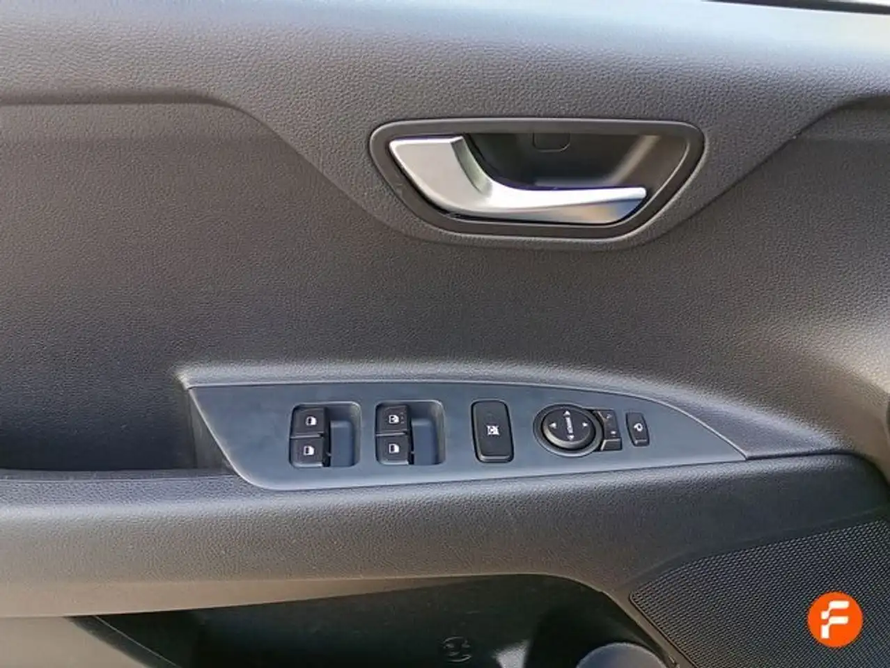 Kia Stonic 1.0 T-GDi 74kW (100CV) MHEV MT Drive — Galería del vehículo 22