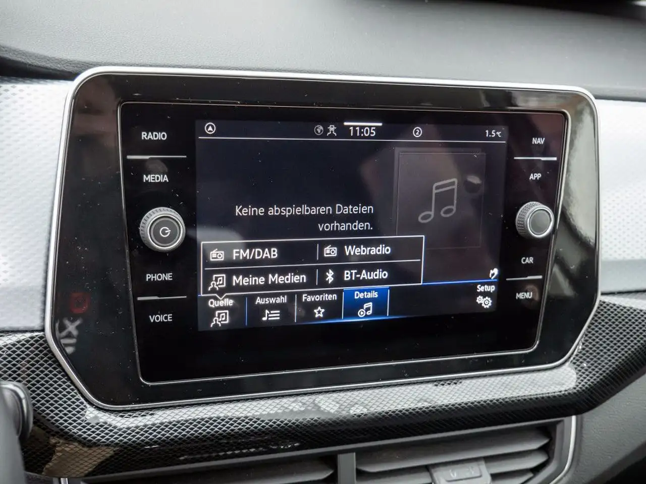 Volkswagen T-Cross 1.0 TSI DSG Goal App-Connect LED SHZ — معرض صور السيارة 13