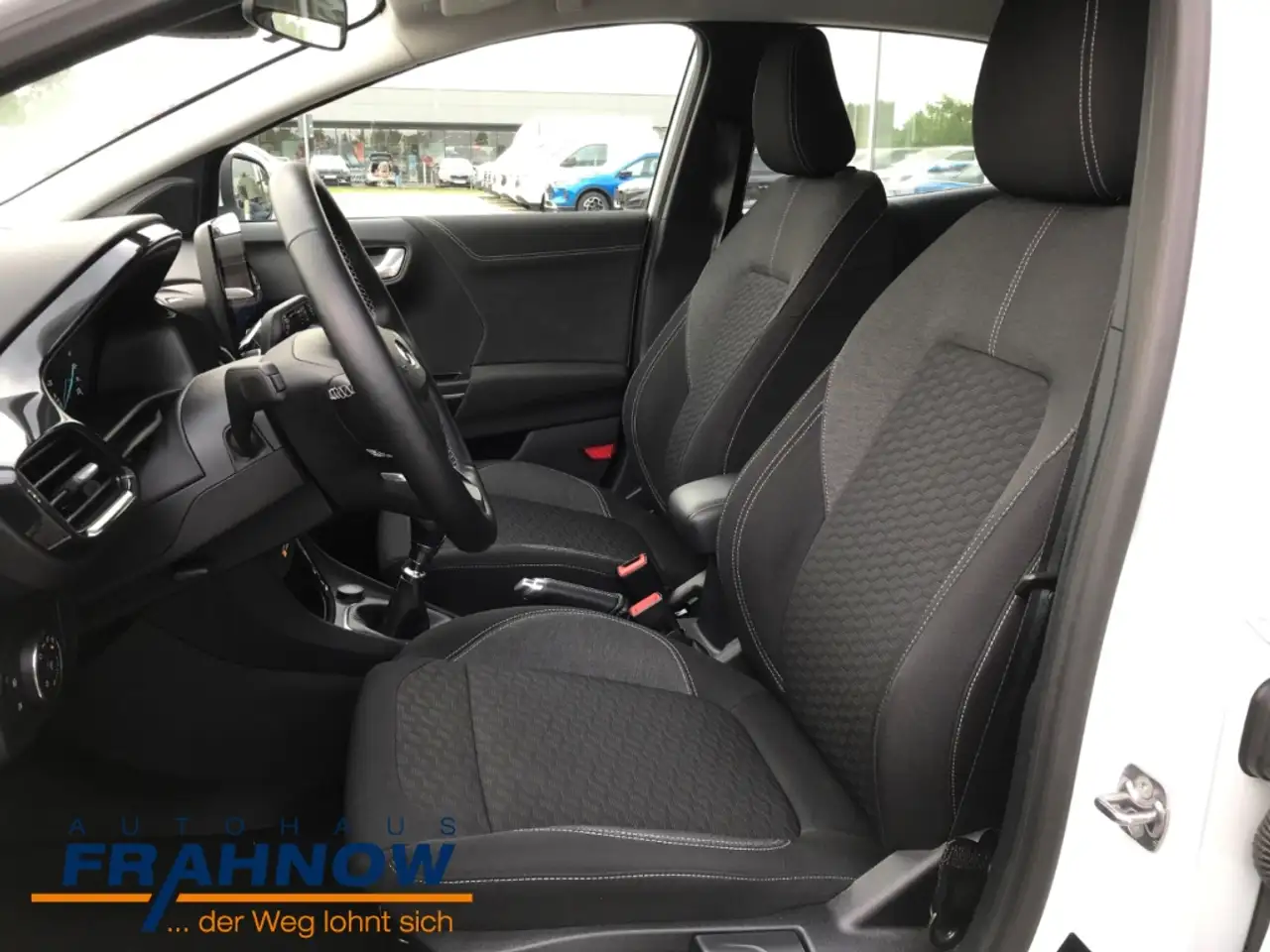 Ford Puma 1.0 EcoBoost MHEV Titanium LED NAVI ALLWETTER DAB — Vehicle gallery 9