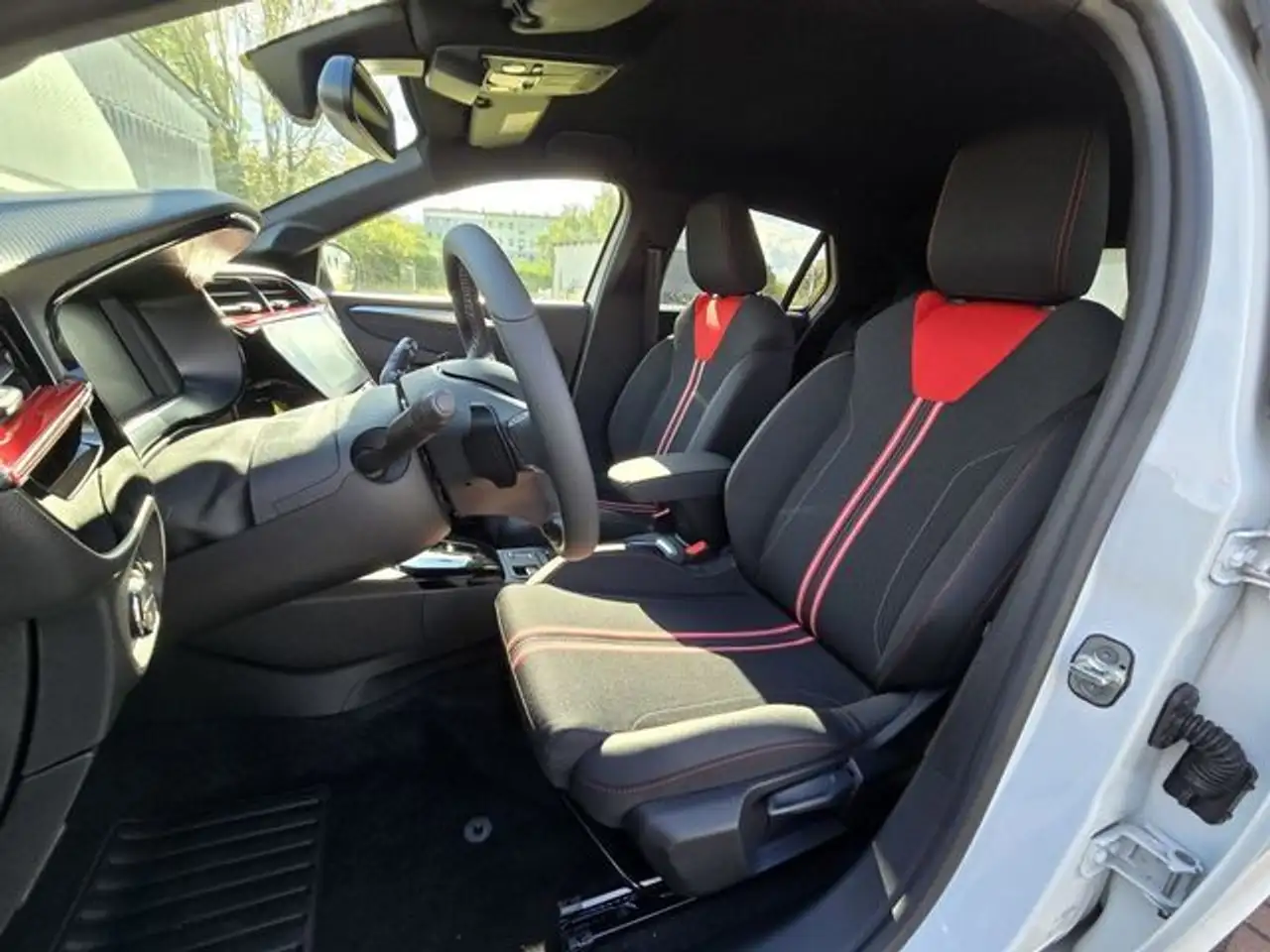 Opel Corsa 1.2 Turbo Aut. GS+Kamera+Sitzheiz+Klimaaut — Galerie du véhicule 6