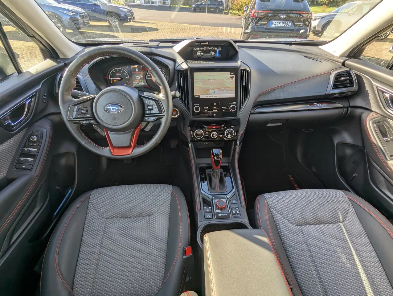 Subaru Forester 2.0ie Edition Exclusive Cross Navi Pano LED — Galería del vehículo 3