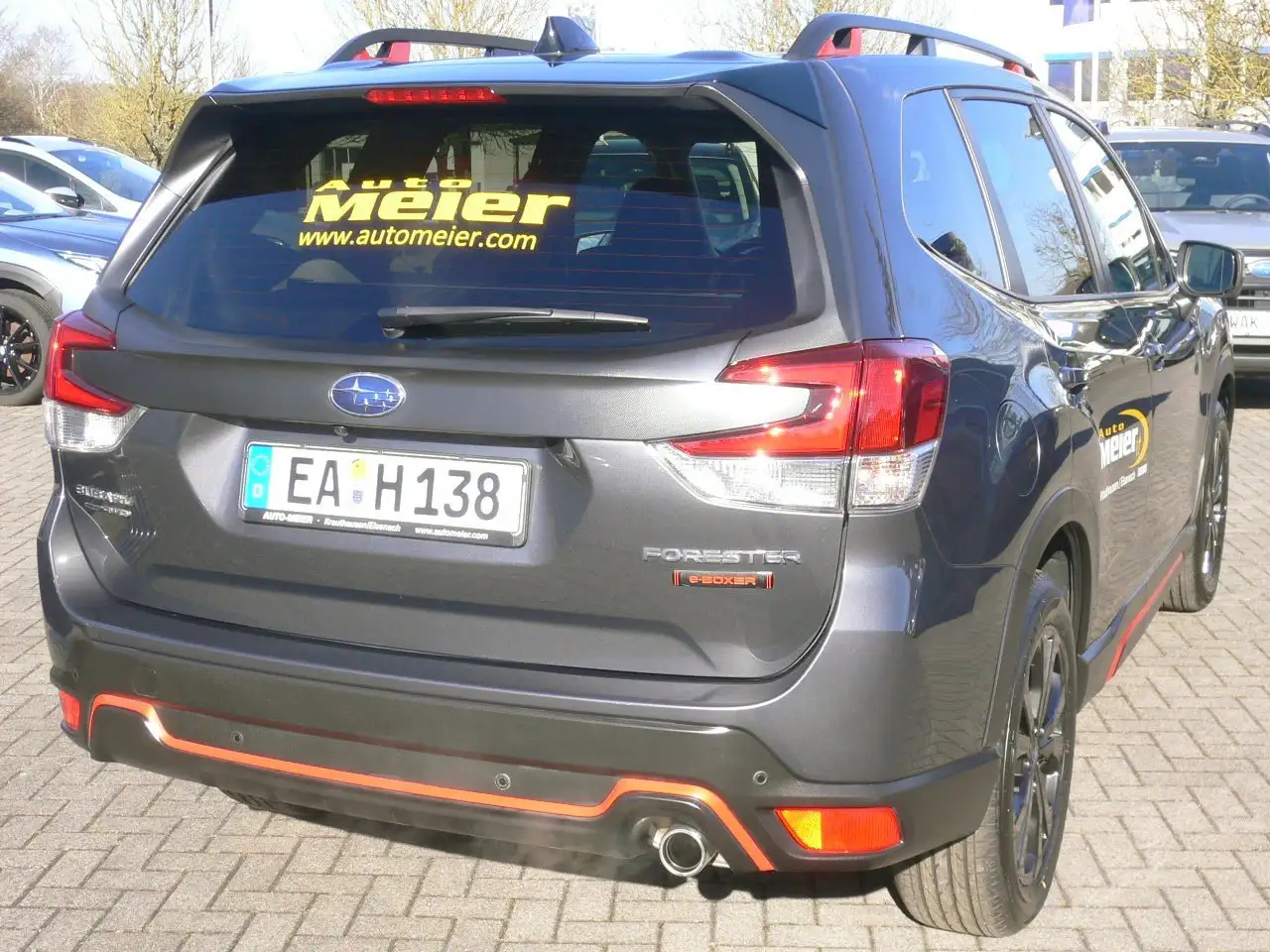 Subaru Forester 2.0ie Edition Exclusive Cross Navi Pano LED — Galería del vehículo 2