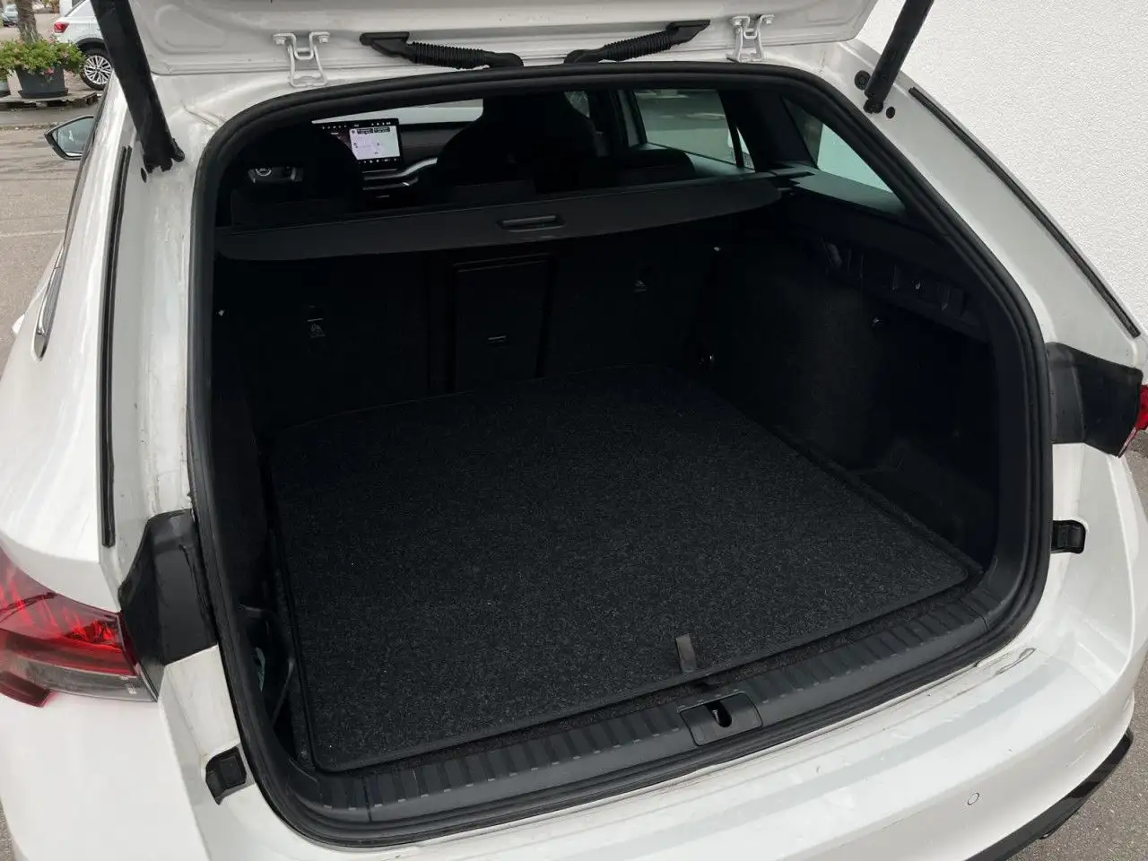 Skoda Octavia Combi RS 265 PS Facelift Matrix ACC Kamera — Vehicle gallery 14