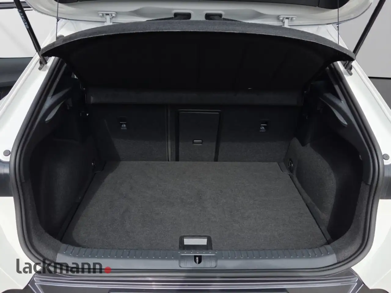 CUPRA Formentor VZ 4Drive *Navi*Voll-LED*Kamera* — Vehicle gallery 8