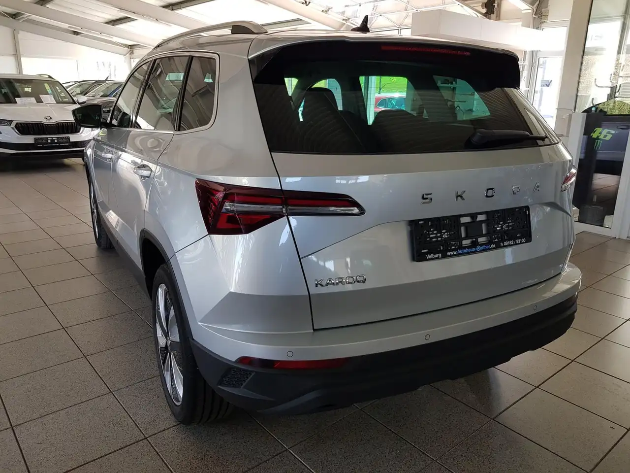 Skoda Karoq TSI DSG SEL. Sitz+Lenkr.-Hzg. ACC LED — معرض صور السيارة 18