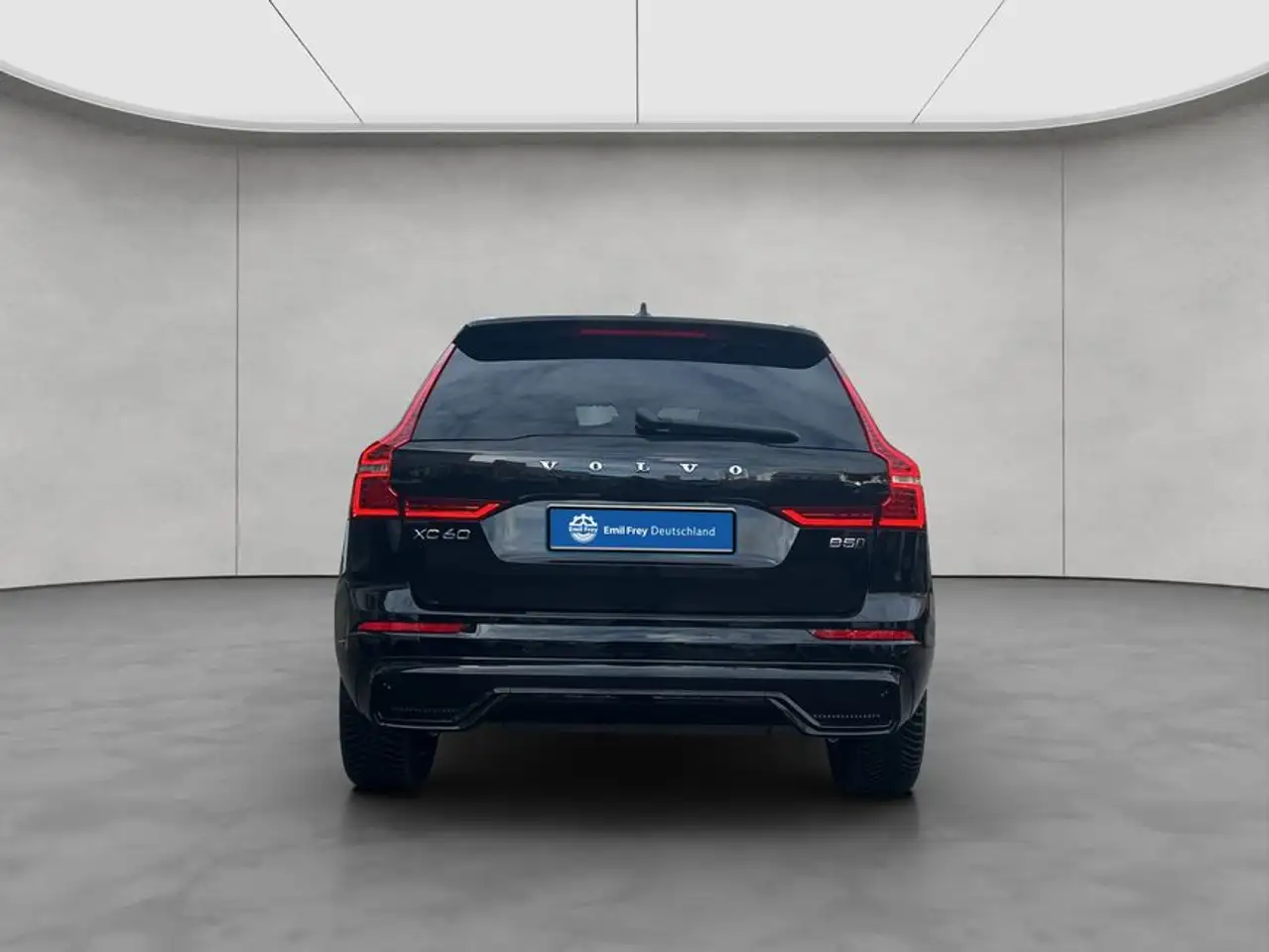Volvo XC60 XC60 2.0 B5 B AWD Plus Dark — Vehicle gallery 4