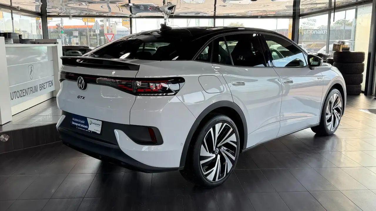Volkswagen ID.5 GTX 220 kW 4Motion*Pano*Matrix*Wärmepumpe* — Vehicle gallery 5