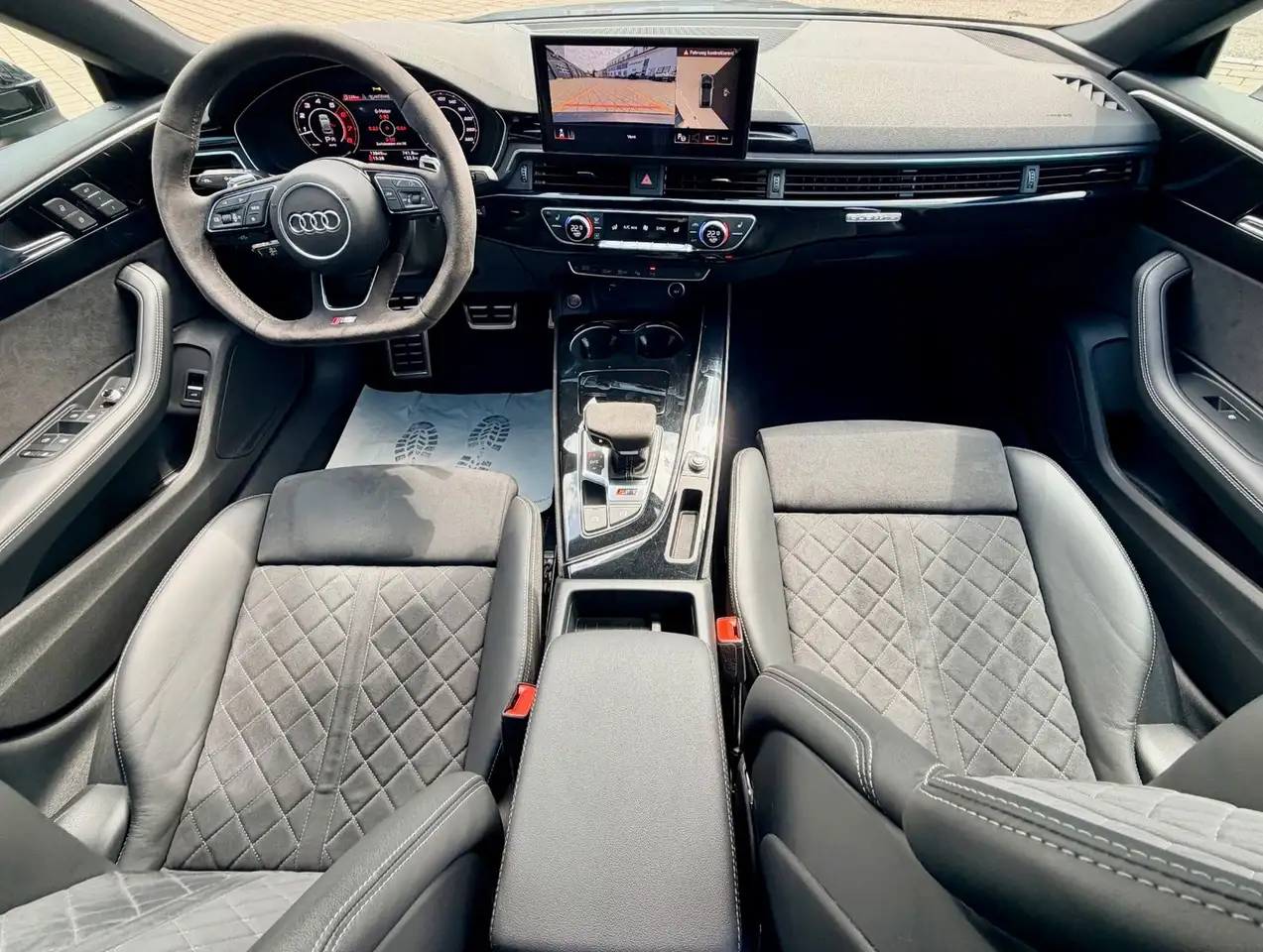 Audi RS5 SB| RS-Sportfahrwerk Plus | Panorama*Nardo — Galerie du véhicule 9