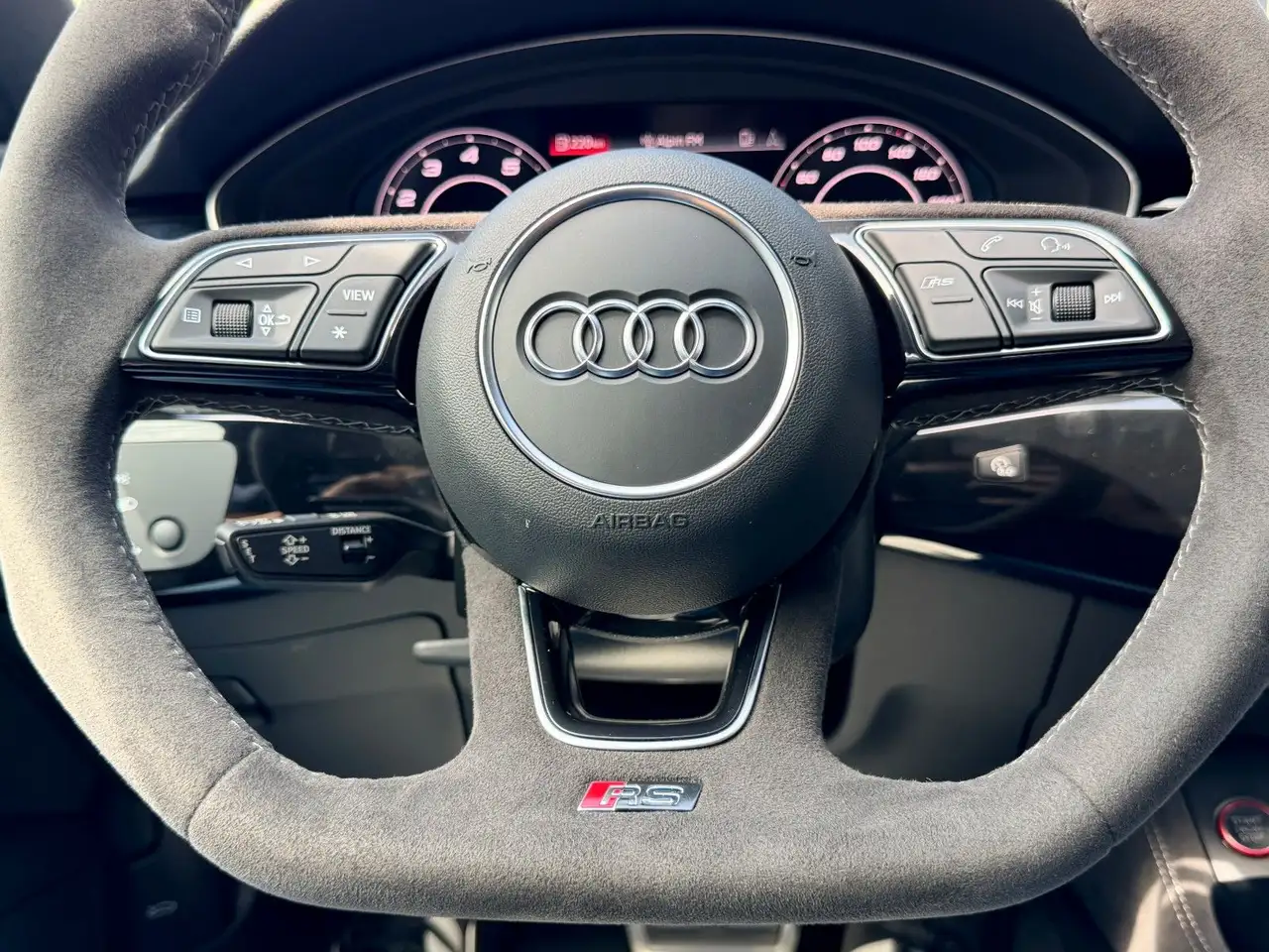 Audi RS5 SB| RS-Sportfahrwerk Plus | Panorama*Nardo — Galerie du véhicule 17