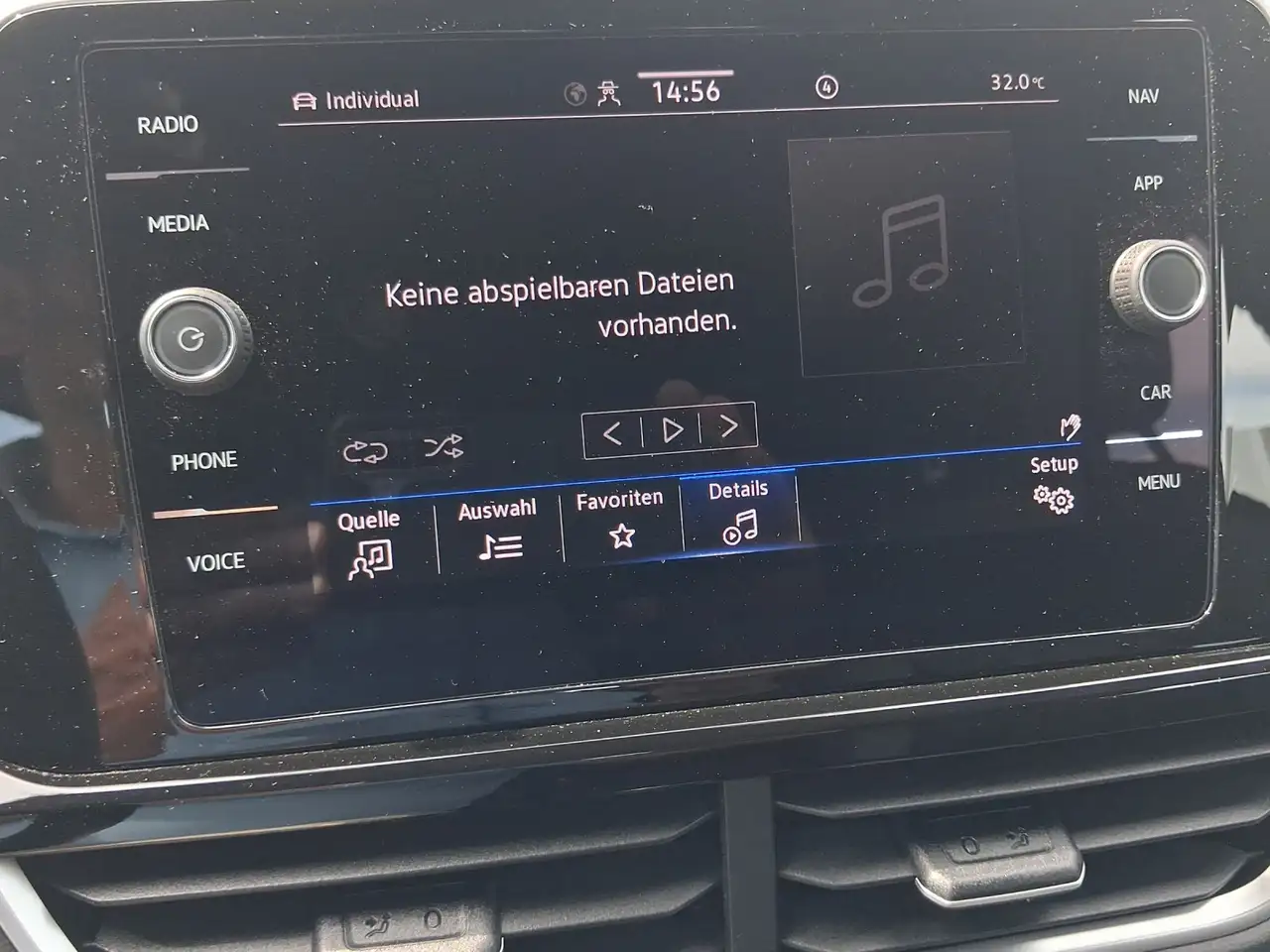 Volkswagen T-Roc R-Line 1.0 l TSI R-Line Sportpaket ACC LED — Galerie du véhicule 22