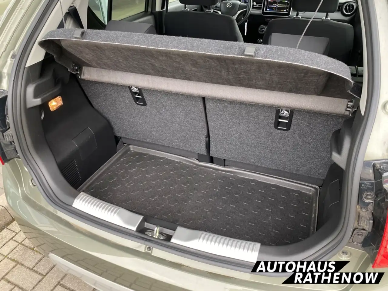 Suzuki Ignis Comfort Inkl.Zubehör*LED*Klima*SHZ*Lichtpakt*Kamer — معرض صور السيارة 7