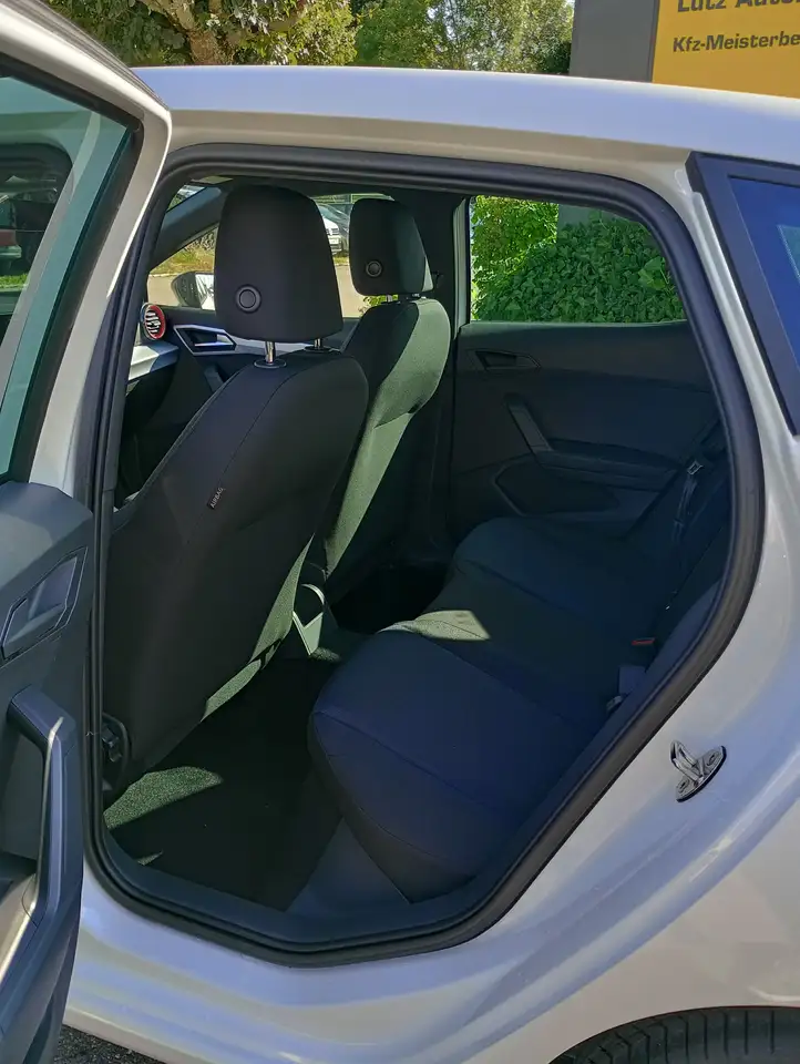 SEAT Ibiza 1.0 TSI FR — Vehicle gallery 6
