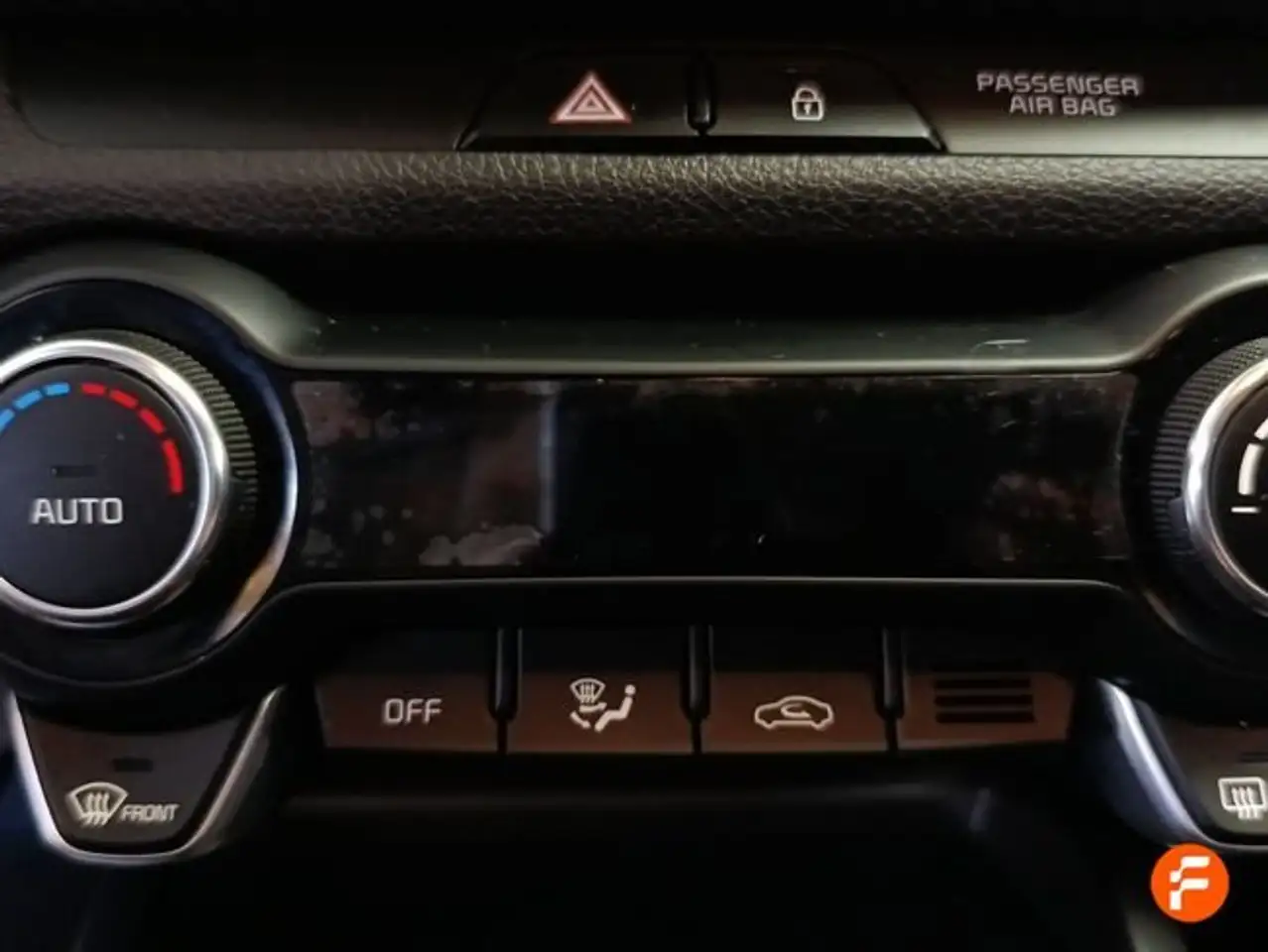 Kia Stonic 1.0 T-GDi 74kW (100CV) MHEV MT Concept — معرض صور السيارة 27