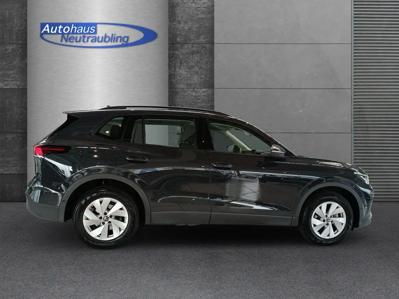 Volkswagen Tiguan 1.5 eTSI 130 PS DSG +NAVI+AHK+KLIMA+REARVIEW+ — Galería del vehículo 7