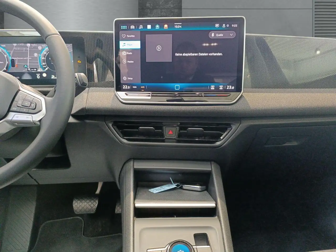 Volkswagen Tiguan 1.5 eTSI 130 PS DSG +NAVI+AHK+KLIMA+REARVIEW+ — Galería del vehículo 15