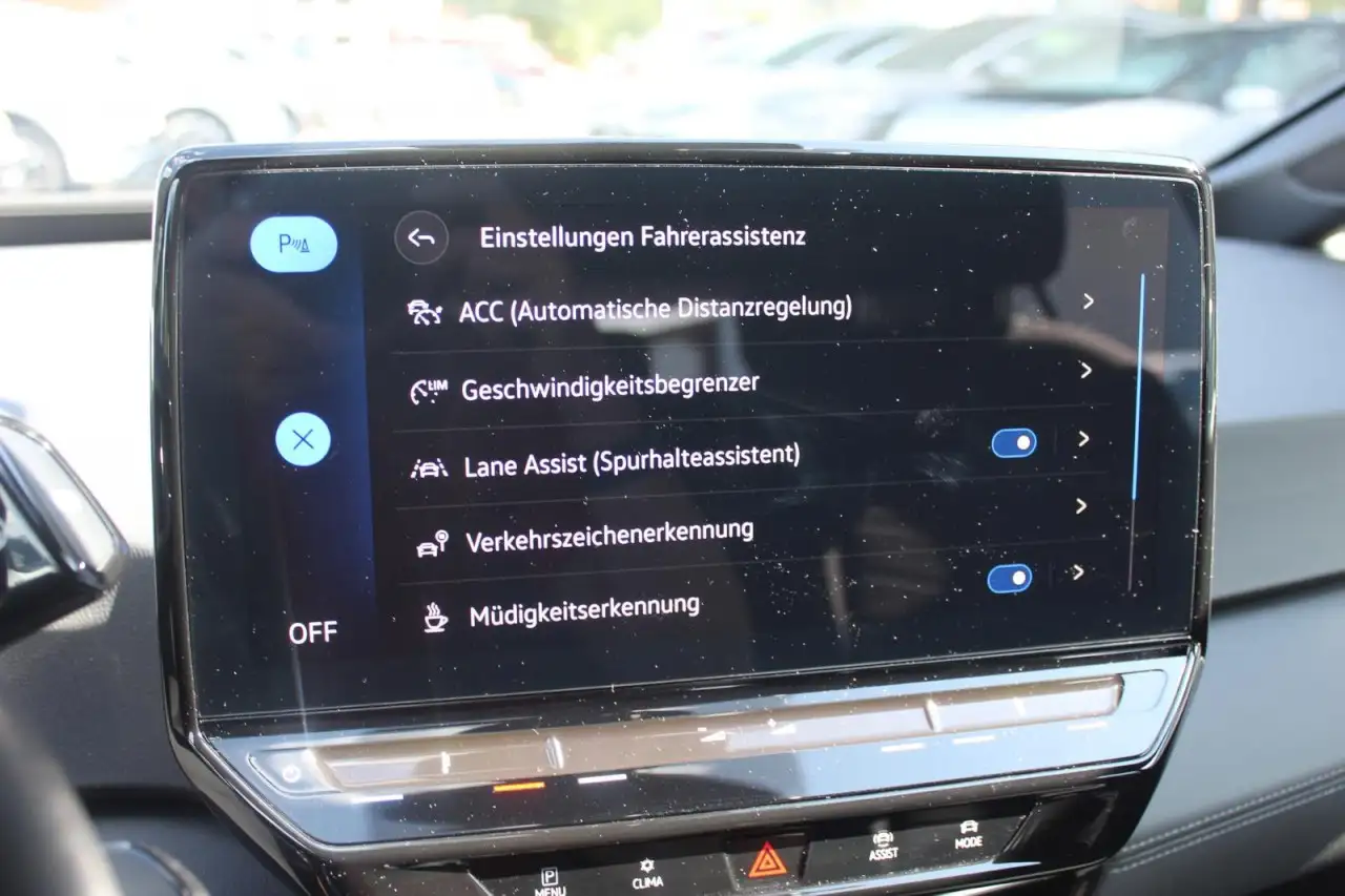 Volkswagen ID.3 Pro 62kW FACELIFT AHK+ACC+97,1%AVILOO Klima — Vehicle gallery 14