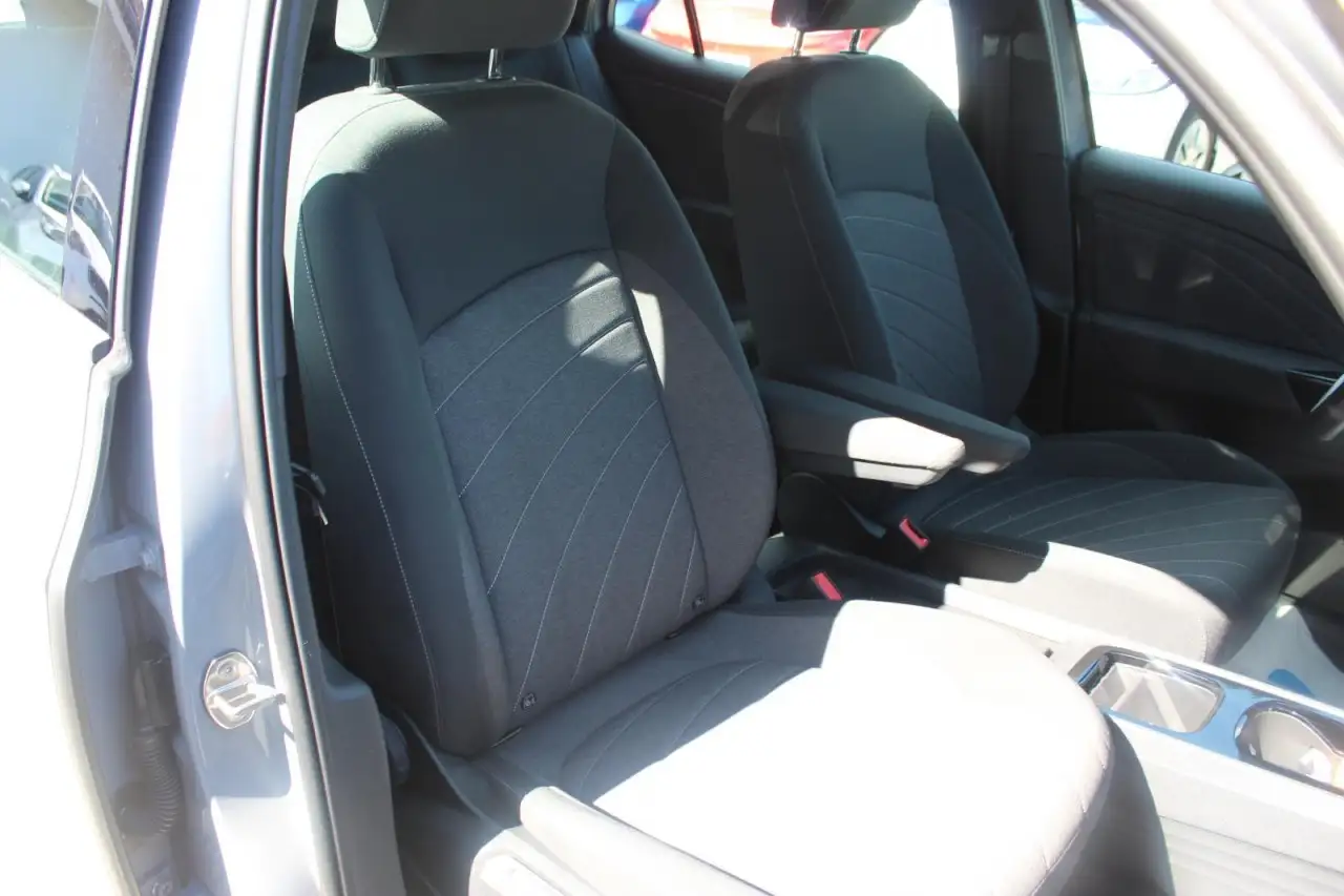 Volkswagen ID.3 Pro 62kW FACELIFT AHK+ACC+97,1%AVILOO Klima — Vehicle gallery 10