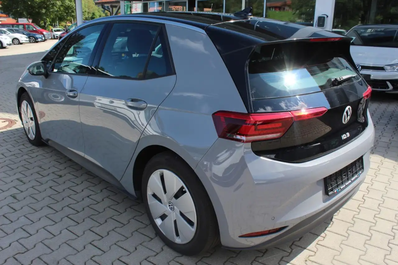 Volkswagen ID.3 Pro 62kW FACELIFT AHK+ACC+97,1%AVILOO Klima — Vehicle gallery 3