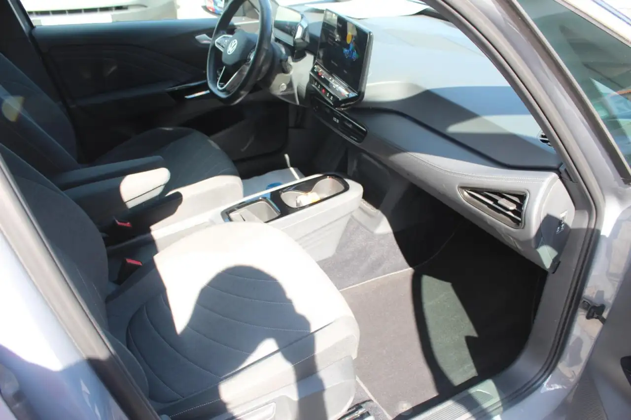 Volkswagen ID.3 Pro 62kW FACELIFT AHK+ACC+97,1%AVILOO Klima — Vehicle gallery 9