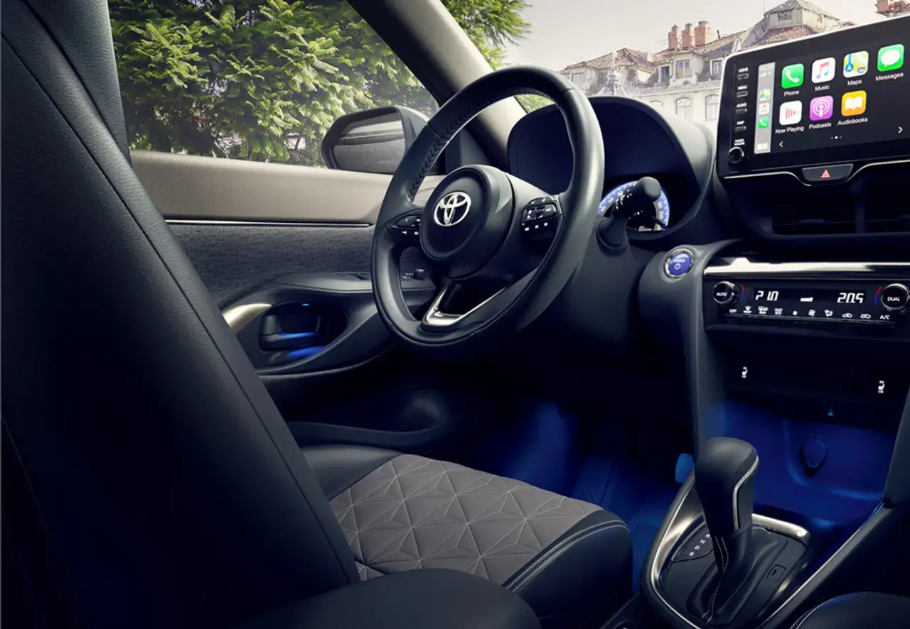 Toyota Yaris Cross 120H Active Tech — معرض صور السيارة 23
