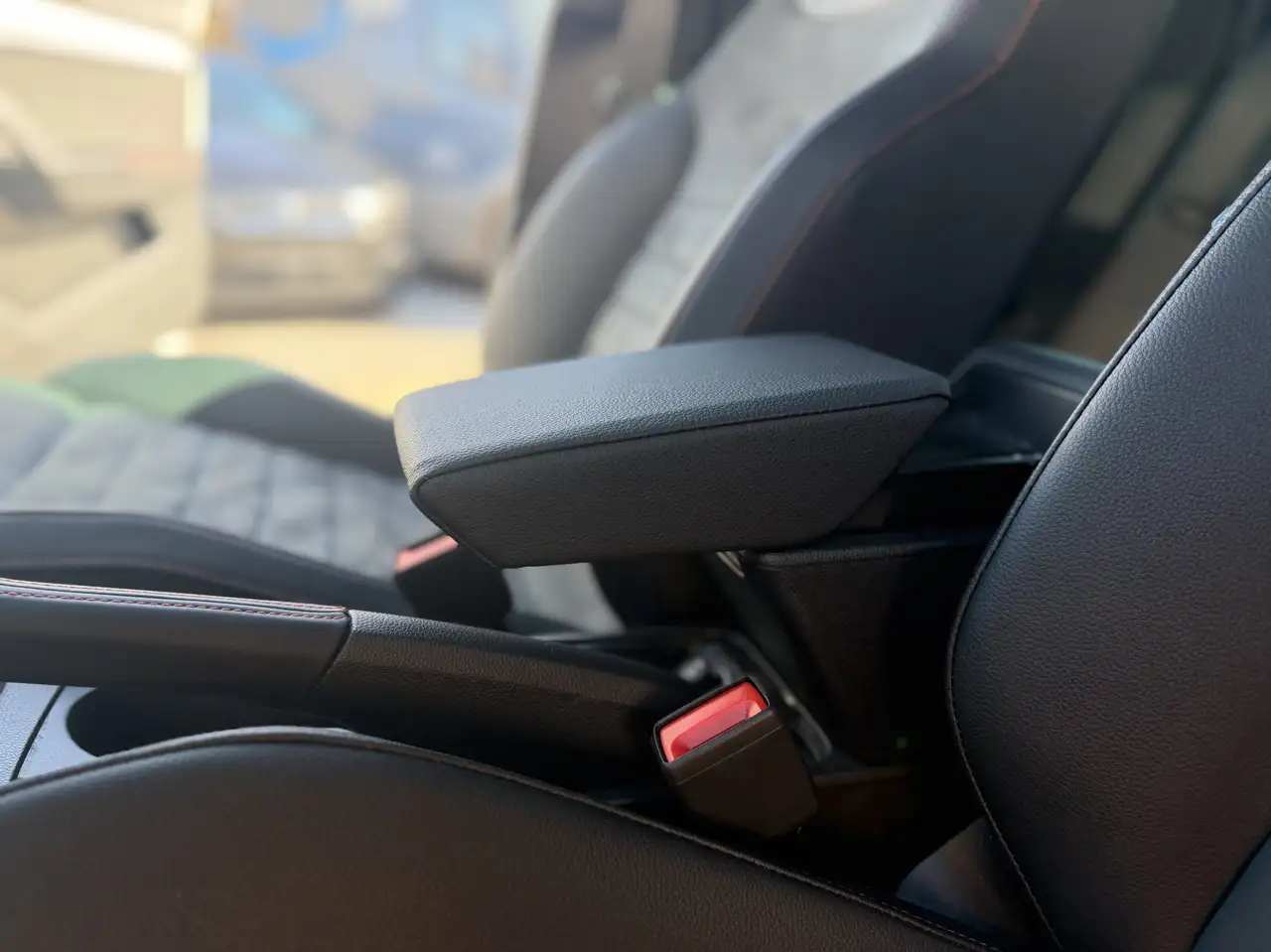SEAT Arona FR — معرض صور السيارة 14