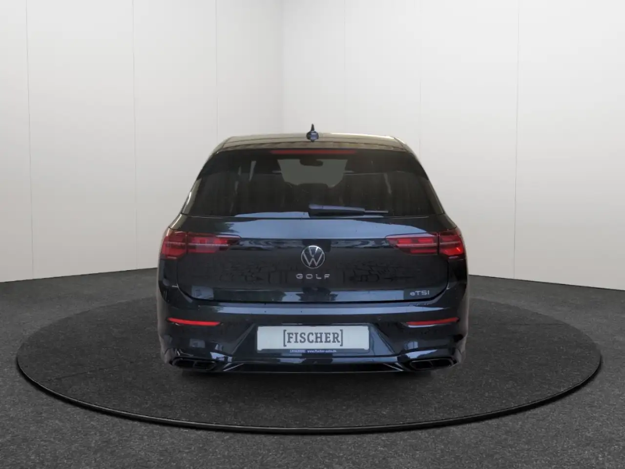 Volkswagen Golf VIII 1.5 eTSI DSG R-Line Matrix AHK Navi Harman Ka — Vehicle gallery 7