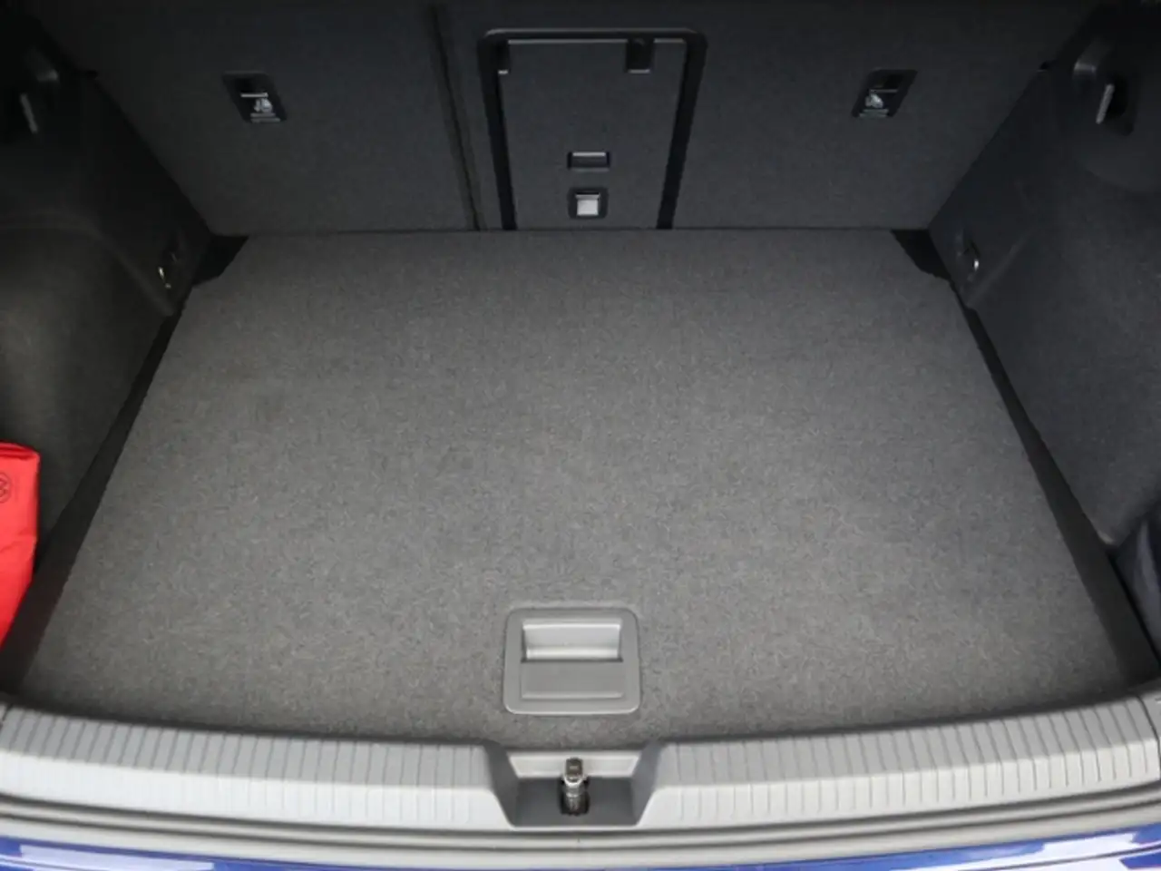 Volkswagen Golf VIII GTI 2.0 TSI DSG H+K/STANDHZG — Vehicle gallery 7