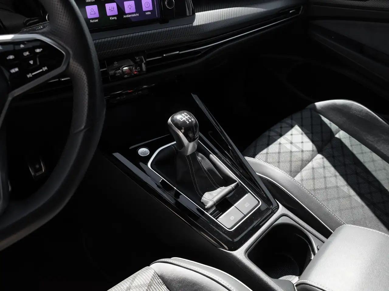 Volkswagen Golf R-Line DAB+ Top-Sportsitze LED Ambiente — Galería del vehículo 25