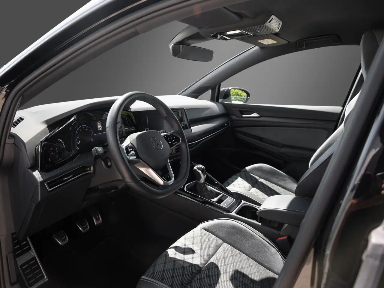 Volkswagen Golf R-Line DAB+ Top-Sportsitze LED Ambiente — Galería del vehículo 11