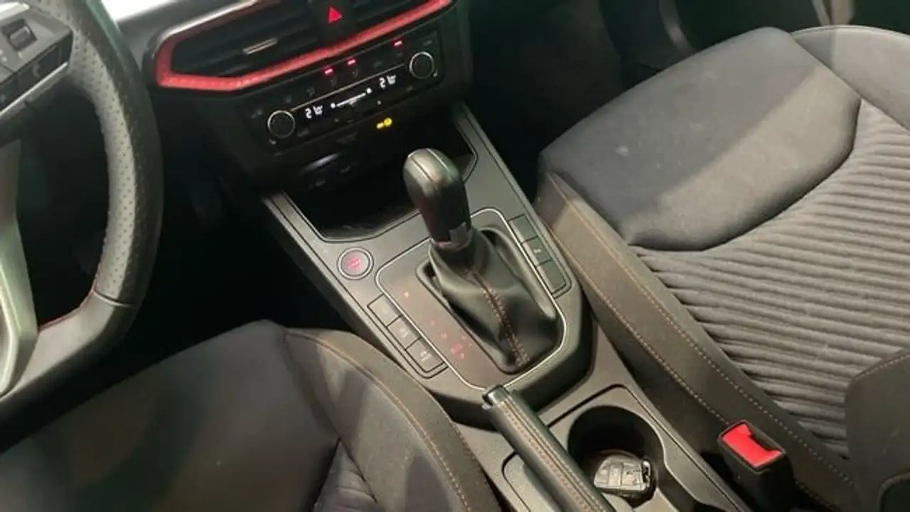 SEAT Ibiza 1.5 TSI 110KW FR 40 ANIVERSARIO DSG 150 5P — معرض صور السيارة 16