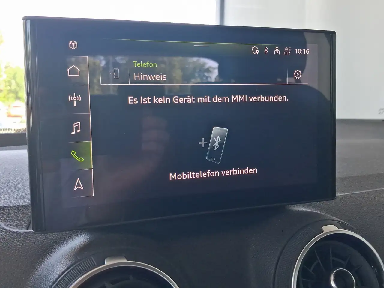 Audi Q2 35 TFSI advanced S tronic SHZ LED RFK EHK Bluet... — معرض صور السيارة 22