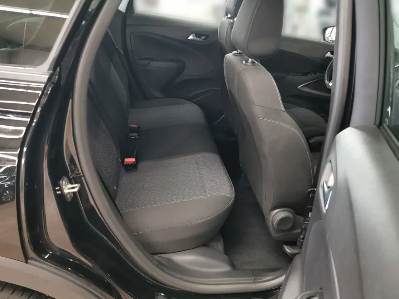 Opel Crossland 1.2 Turbo Enjoy LED+Navi+SHZ+beh. LKR — معرض صور السيارة 11