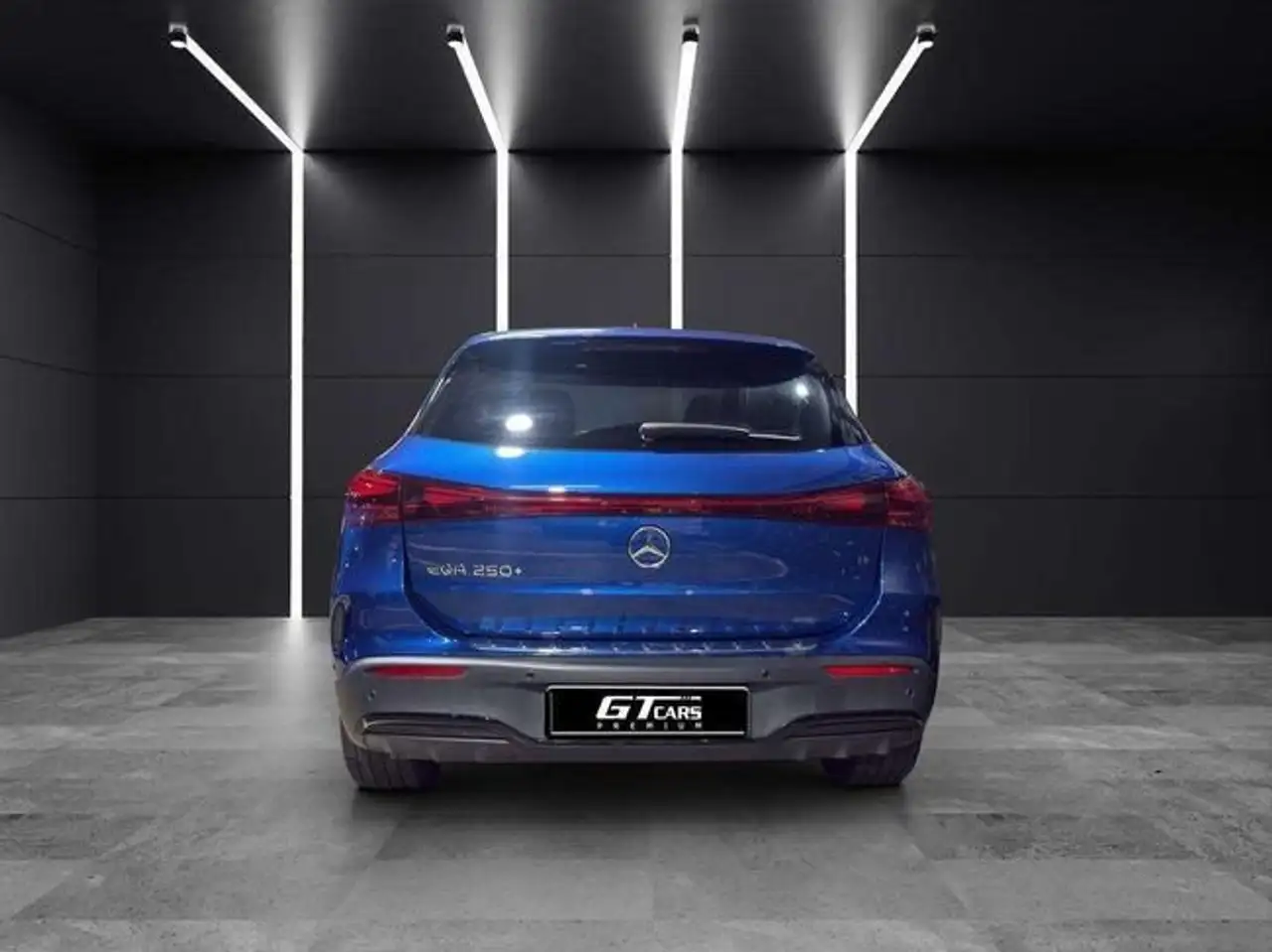 Mercedes-Benz EQA 250+ AMG — Galería del vehículo 5