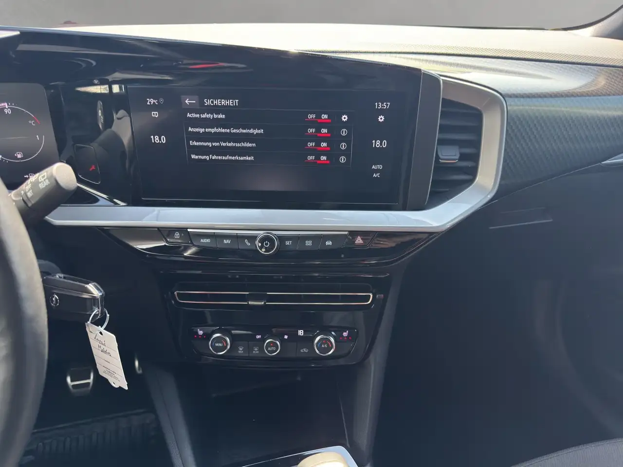 Opel Mokka 1.2 Turbo GS ACC/360°/LED/NAVI/SHZ/LHZ/ — Galerie du véhicule 12