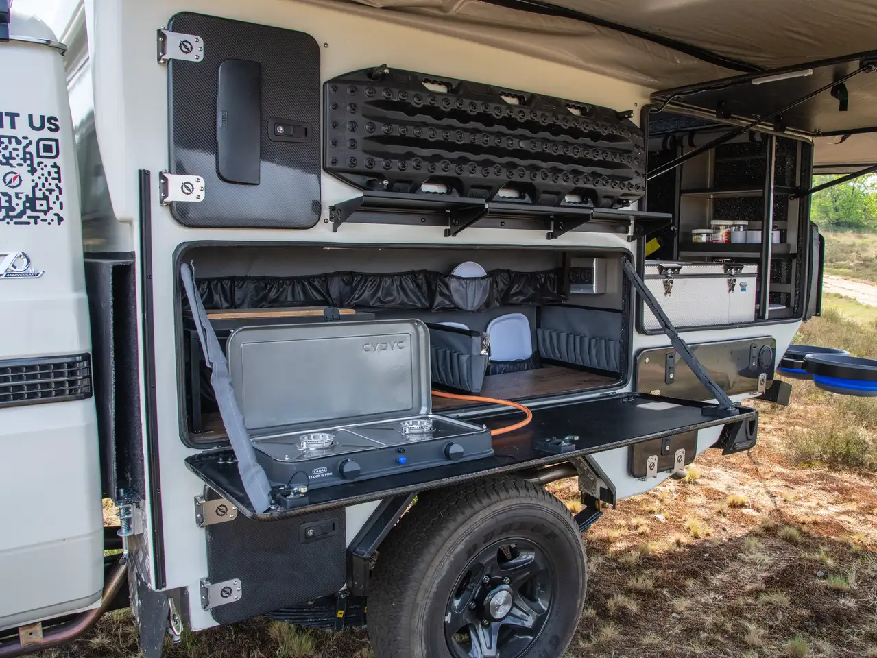 Toyota Land Cruiser GRJ79 Infanta 4x4 INKUNZI Offroad Camper ON STOCK — Galería del vehículo 10