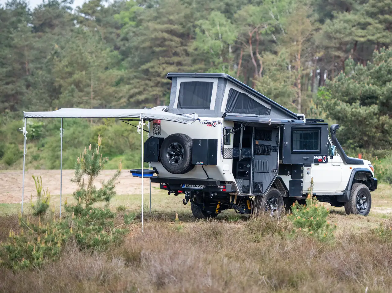 Toyota Land Cruiser GRJ79 Infanta 4x4 INKUNZI Offroad Camper ON STOCK — Galería del vehículo 11