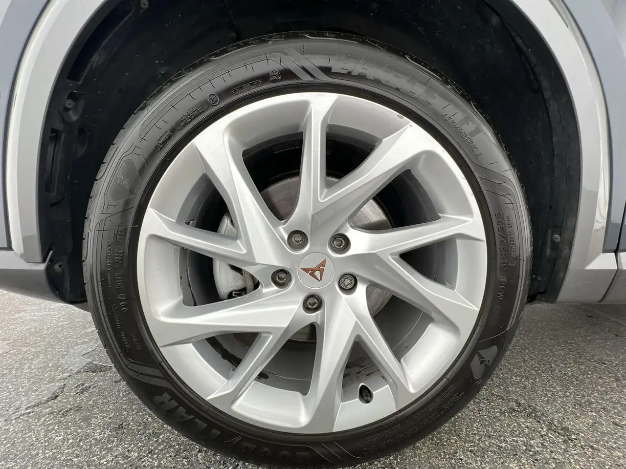 CUPRA Formentor Basis 1.5 TSI*PDC*ACC*SHZ*uvm — Vehicle gallery 10